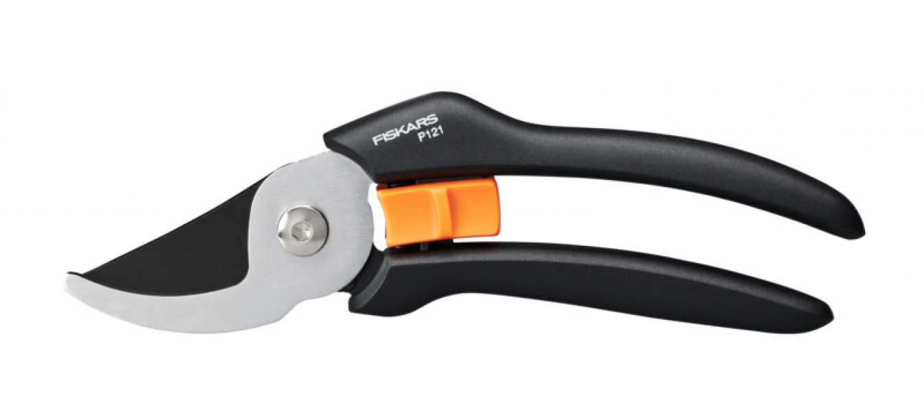 Fiskars Dārza šķēres P121